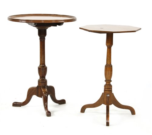 Lot 539 - A George III mahogany tripod table