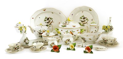 Lot 256 - An Herend porcelain 'Rothschild Bird' pattern part tea, coffee and dinner service