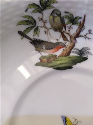 Lot 256 - An Herend porcelain 'Rothschild Bird' pattern part tea, coffee and dinner service