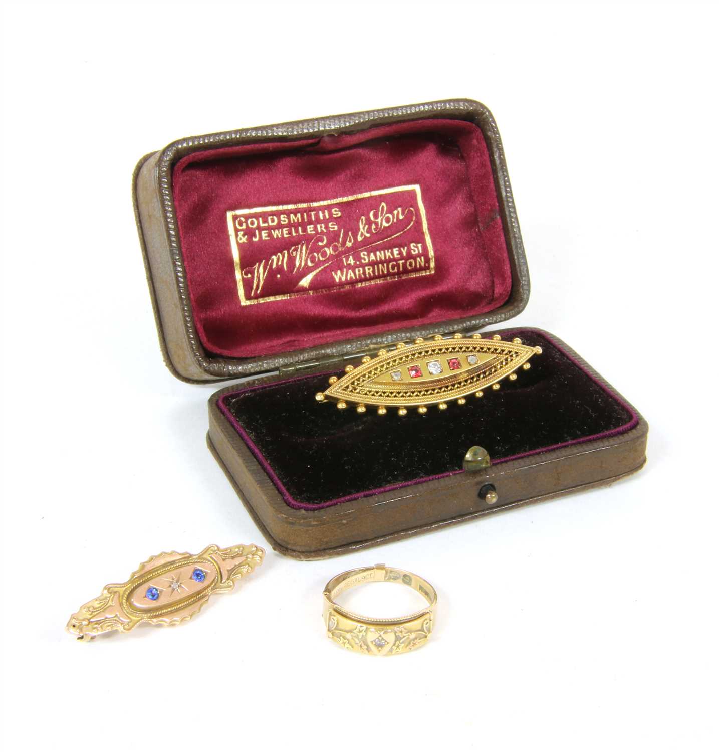 Lot 10 - A Victorian 18ct gold single stone diamond Mizpah ring