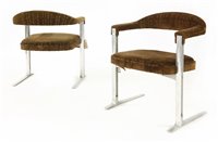 Lot 547 - A pair of chairs