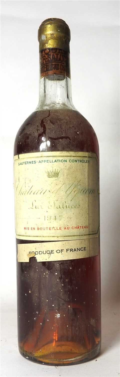 Lot 33 - Château d'Yquem, Lur-Saluces, 1947, one bottle