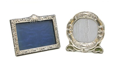 Lot 98 - A silver photograph frame
