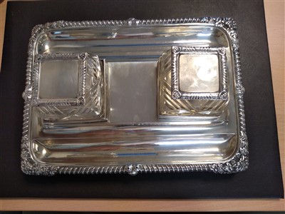 Lot 142 - A silver inkstand