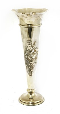 Lot 148 - A silver flower vase