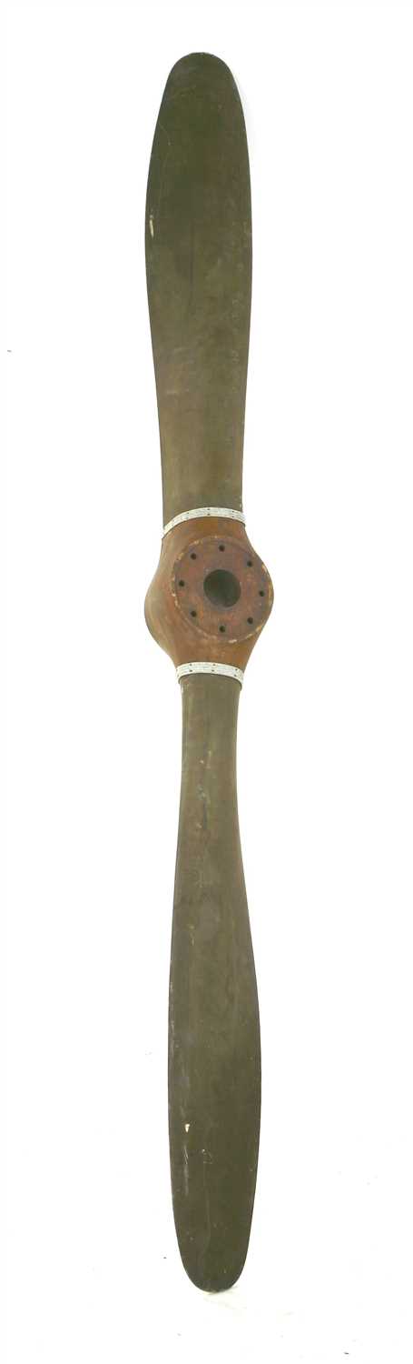 Lot 716 - A First World War wooden propeller