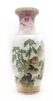 Lot 607 - A large Chinese porcelain vase