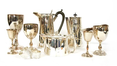 Lot 250 - Various silver plated items