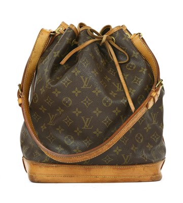 Lot 772 - A Louis Vuitton bucket monogram Noe GM drawstring hobo handbag