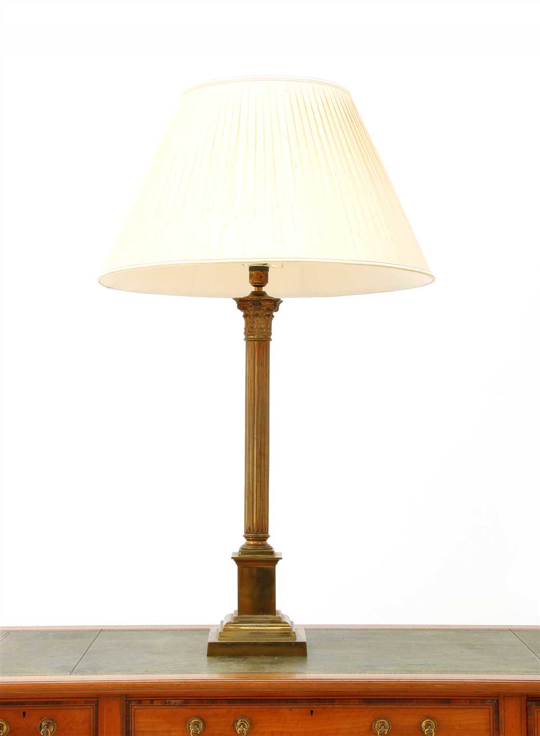 Lot 116 - A brass Corinthian column table lamp