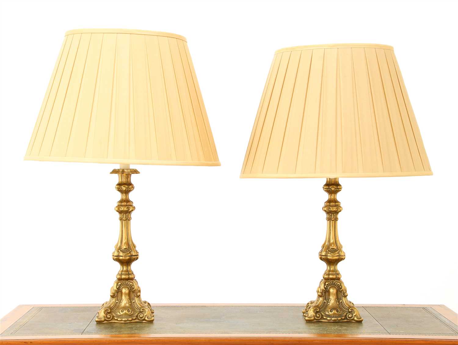 Lot 111 - A pair of brass table lamps