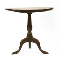 Lot 793 - A George III Oak tripod table