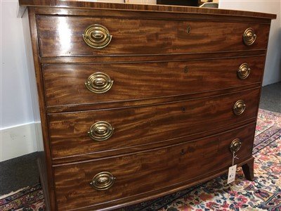 Lot 25 - A George III strung and crossbanded mahogany bow front chest of drawers