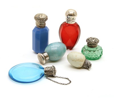 Lot 36 - A collection of scent bottles