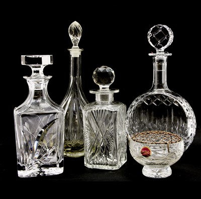 Lot 160 - A collection of crystal glass decanters