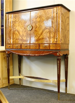 Lot 371 - An Italian marquetry cocktail cabinet