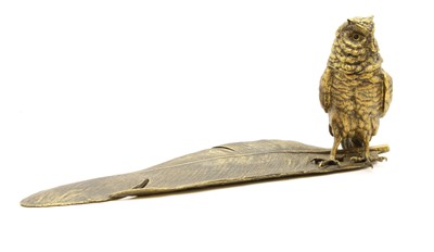 Lot 116 - A Bergman style bronze ink stand, in the form of an owl
