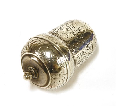 Lot 33 - A George III silver nutmeg grater