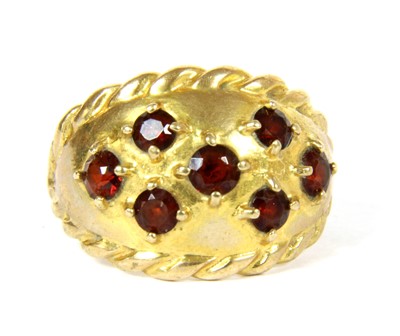 Lot 3B - A 9ct gold bombe ring