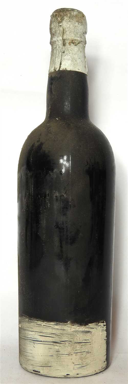 Lot 88 - Taylor's, 1960, one bottle (label lacking, details on capsule)