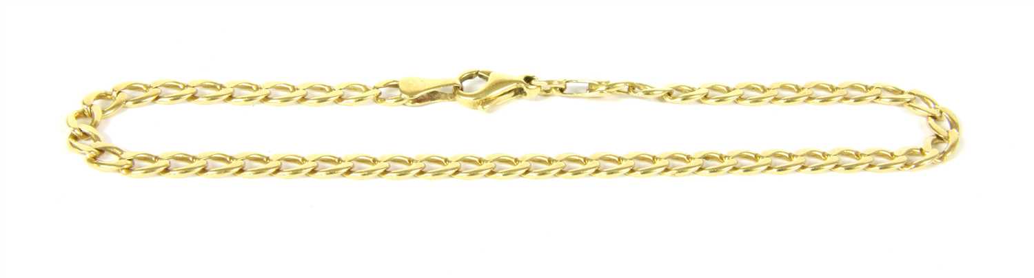Lot 17 - An 18ct gold curb chain bracelet