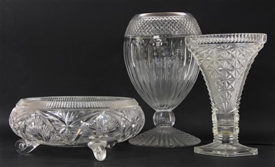 Lot 199 - A collection of cut glass vases and decanters