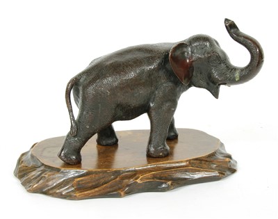 Lot 115 - An early 20th century Japanese bronze figure of an elephant