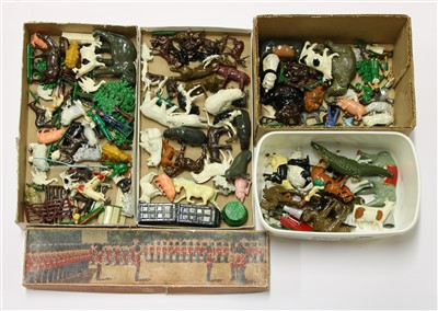 Lot 96 - A collection of lead figures