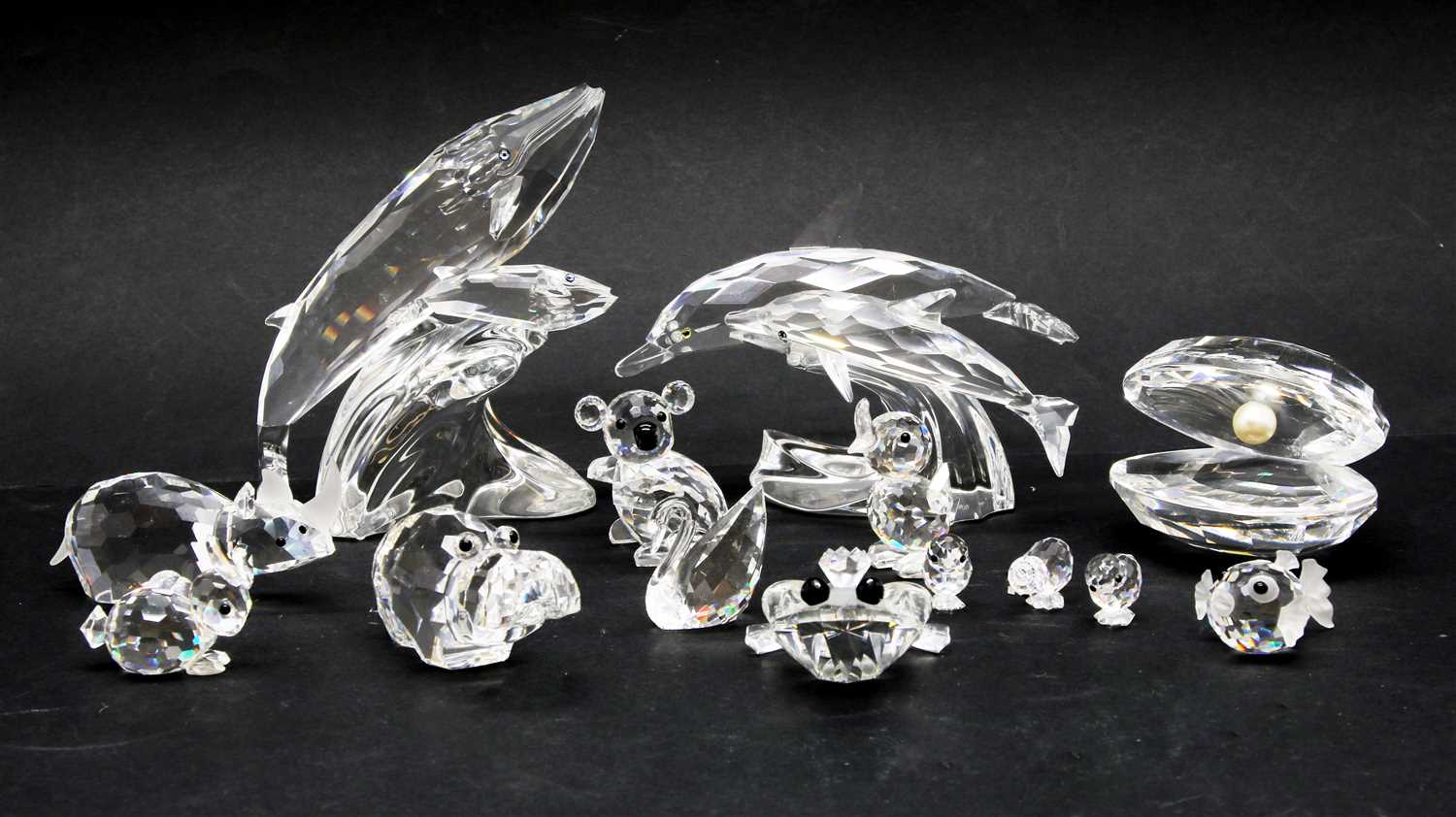 Lot 64 - A collection of Swarovski crystal