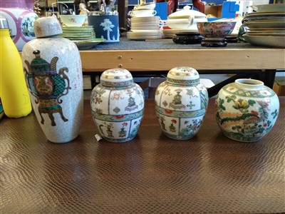 Lot 184 - Chinese porcelain wares