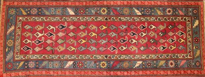 Lot 280 - A hand knotted Turkish rug