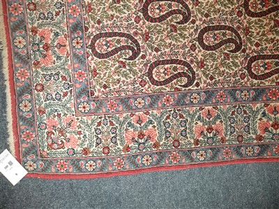 Lot 460 - An hand knotted Persian rug
