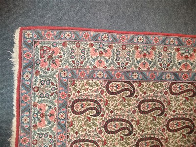 Lot 460 - An hand knotted Persian rug