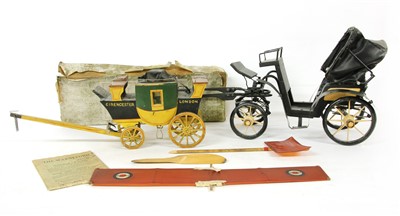 Lot 189 - A collection of toys