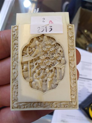 Lot 58 - A Chinese Canton ivory card case