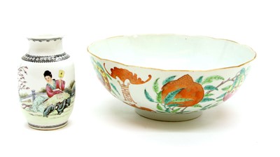 Lot 131 - A Chinese porcelain bowl