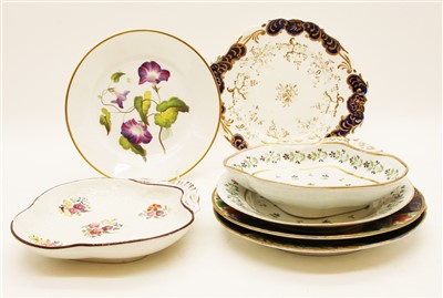 Lot 184 - A collection of ceramics plates and dishes