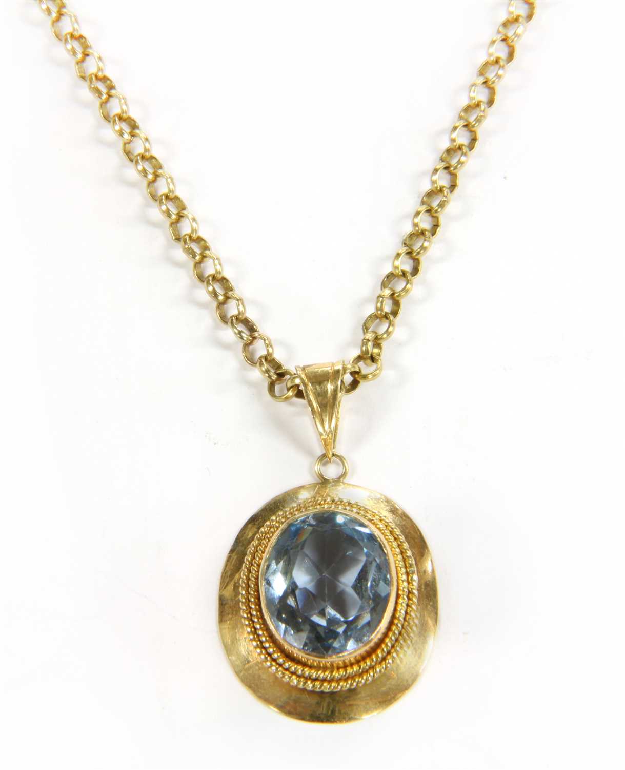 Lot 22 - A 9ct gold and single stone synthetic spinel pendant on chain