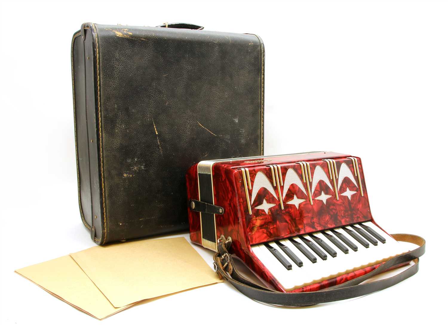 Lot 182 - A Galotta twelve button piano accordion