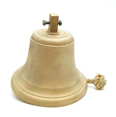 Lot 124 - An early 20th century bell