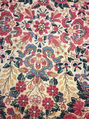 Lot 36 - A Kirman carpet