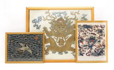 Lot 221 - A collection of Chinese embroidery