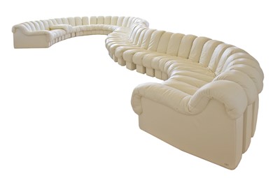 Lot 306 - A contemporary De Sede ‘Non-Stop’ sofa
