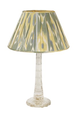 Lot 819 - A large faceted glass table lamp