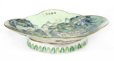 Lot 261 - A Chinese harbour plate
