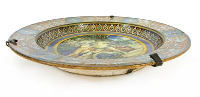 Lot 371 - An istoriato majolica charger