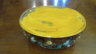 Lot 231 - Ceramics to include an oval majolica game pie tureen