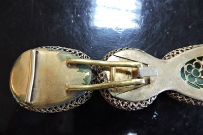 Lot 218 - A Chinese silver gilt buckle