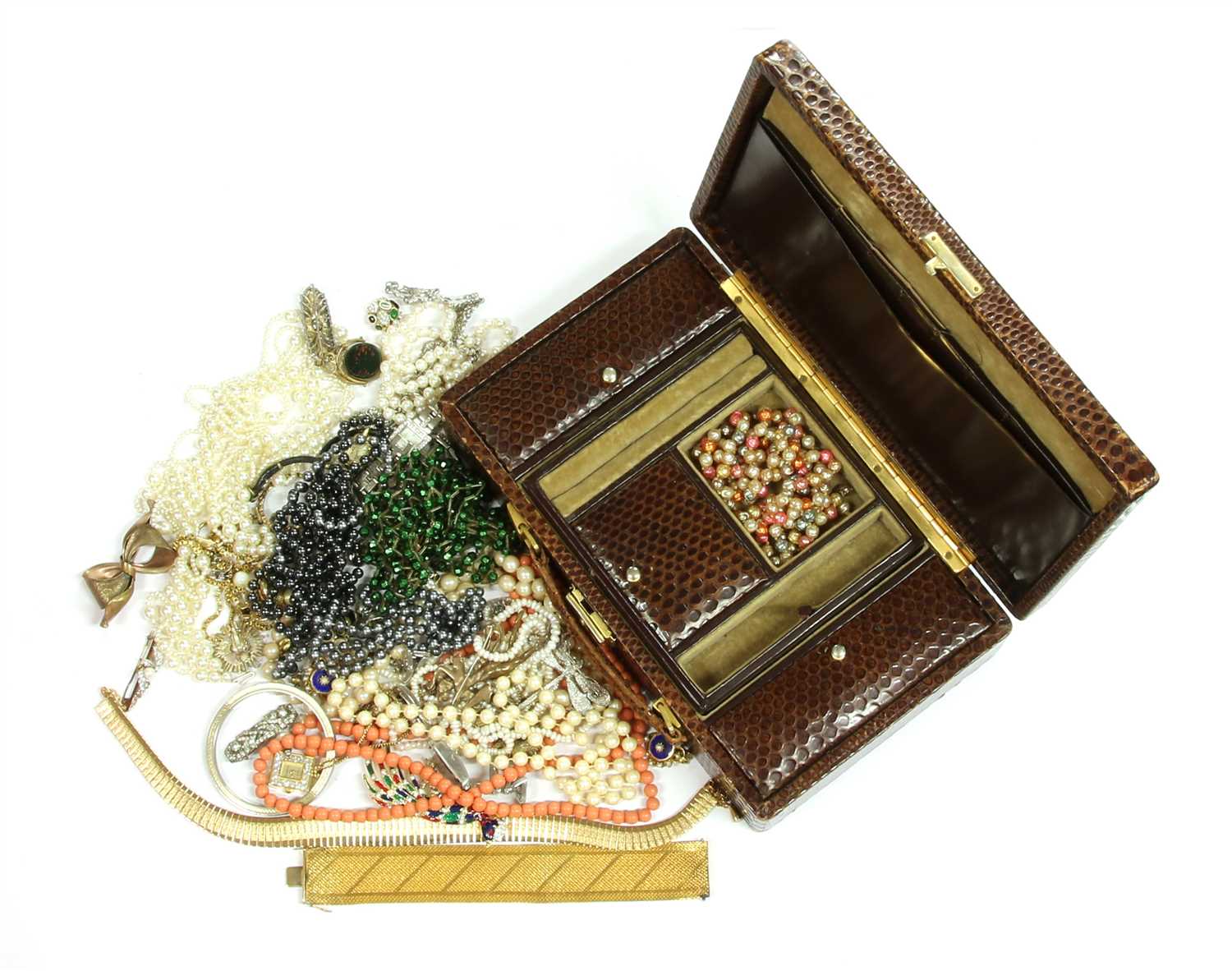 Lot 1073 - A brown snakeskin jewellery box