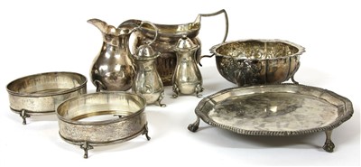 Lot 100 - A small mixed lot of variously hallmarked silver items